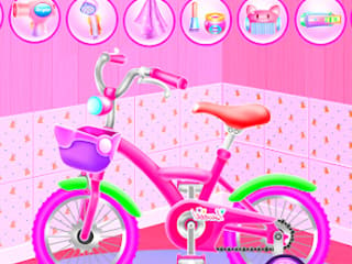 Girl Bike Fix Washing Salon